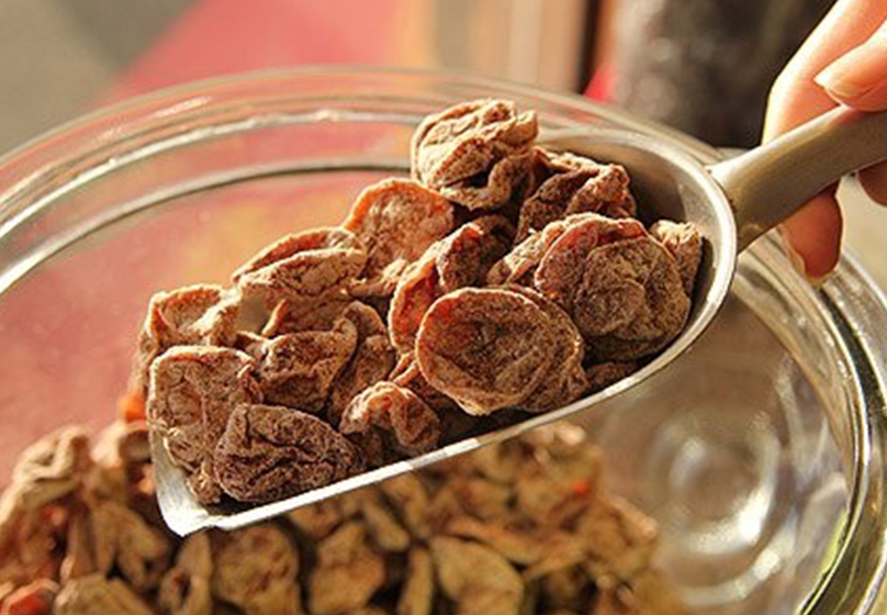 Are Hawaiian Salted Plums Healthy?