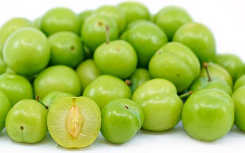 How to Select the Right Sour Plum for Cooking