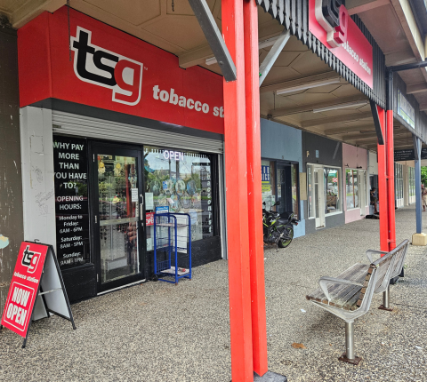 THE SALTY PLUM STORE